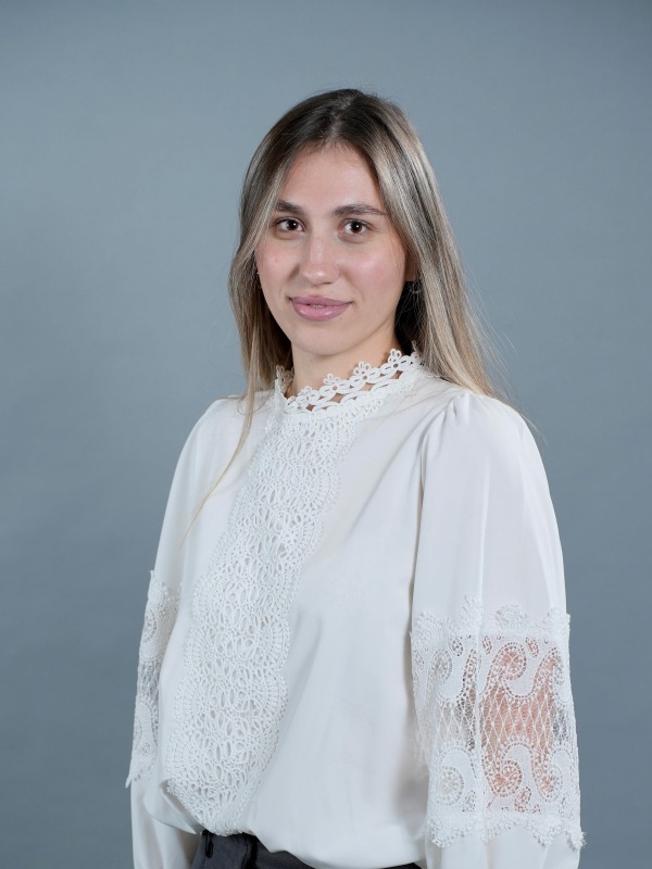 Комарова Алина Максимовна.