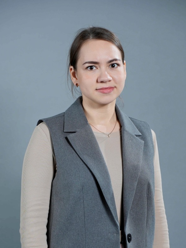 Соколова Юлия Борисовна.